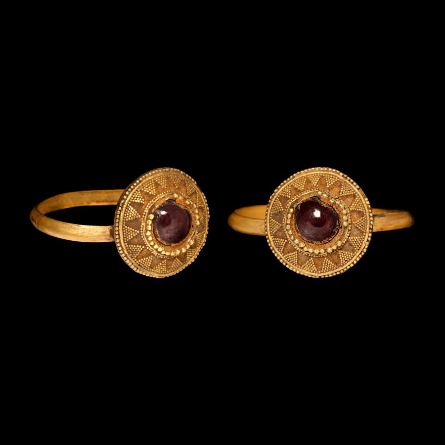 Greek Gold Ring with Garnet Cabochon