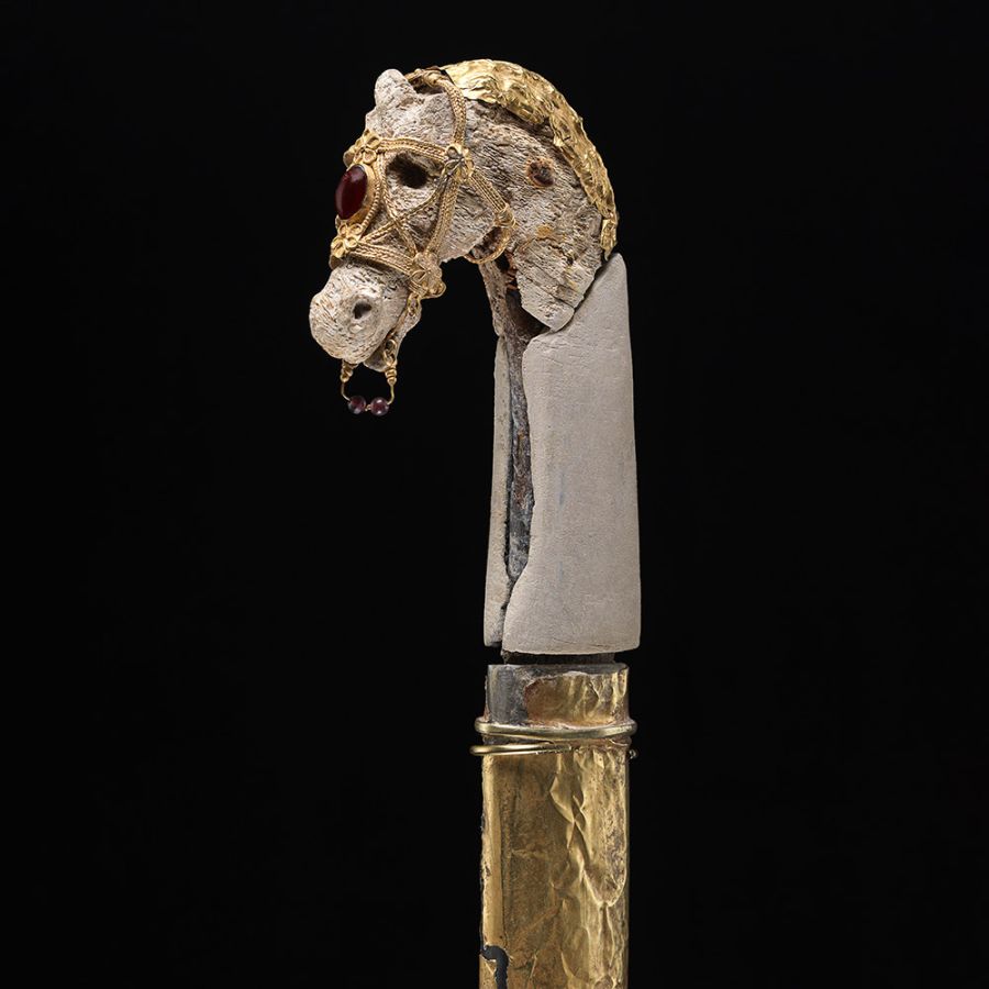 Achaemenid Akinakes with Horse-Head Hilt and Gold Chain