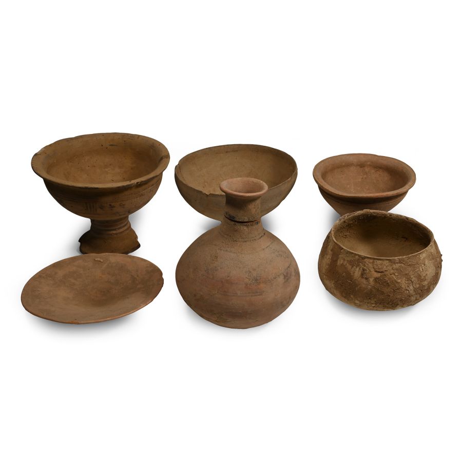 Western Asiatic and Other Pottery Collection