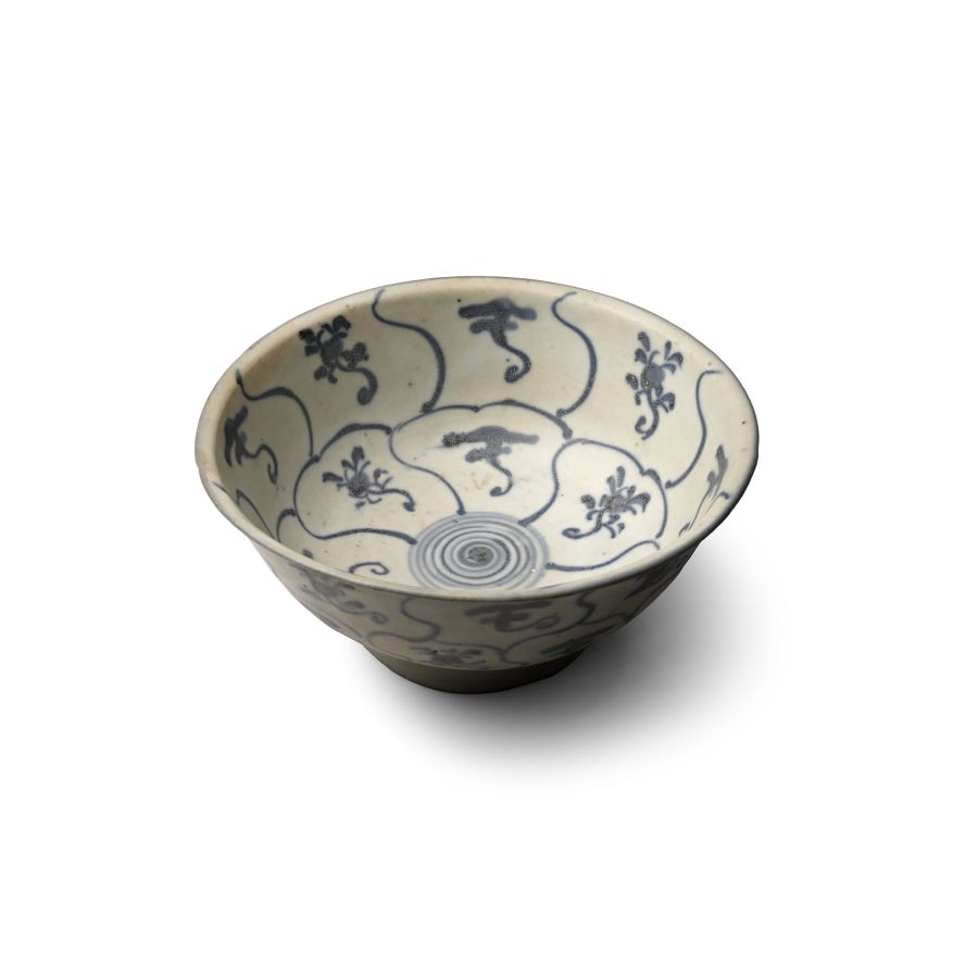 Tek Sing Treasure Shipwreck Glazed Blue and White Bowl