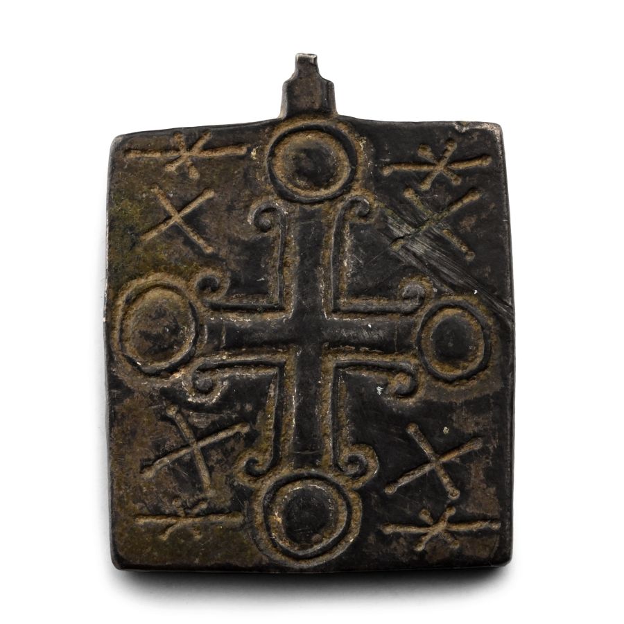 Byzantine Bronze Medallion with the Virgin and Child