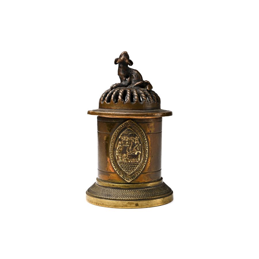 Copper-alloy Incense Container Lid with Seated Dog