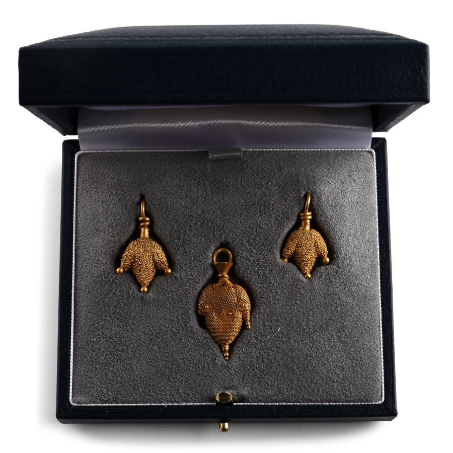 Roman Gold 'Bunched Grape' Jewellery Set