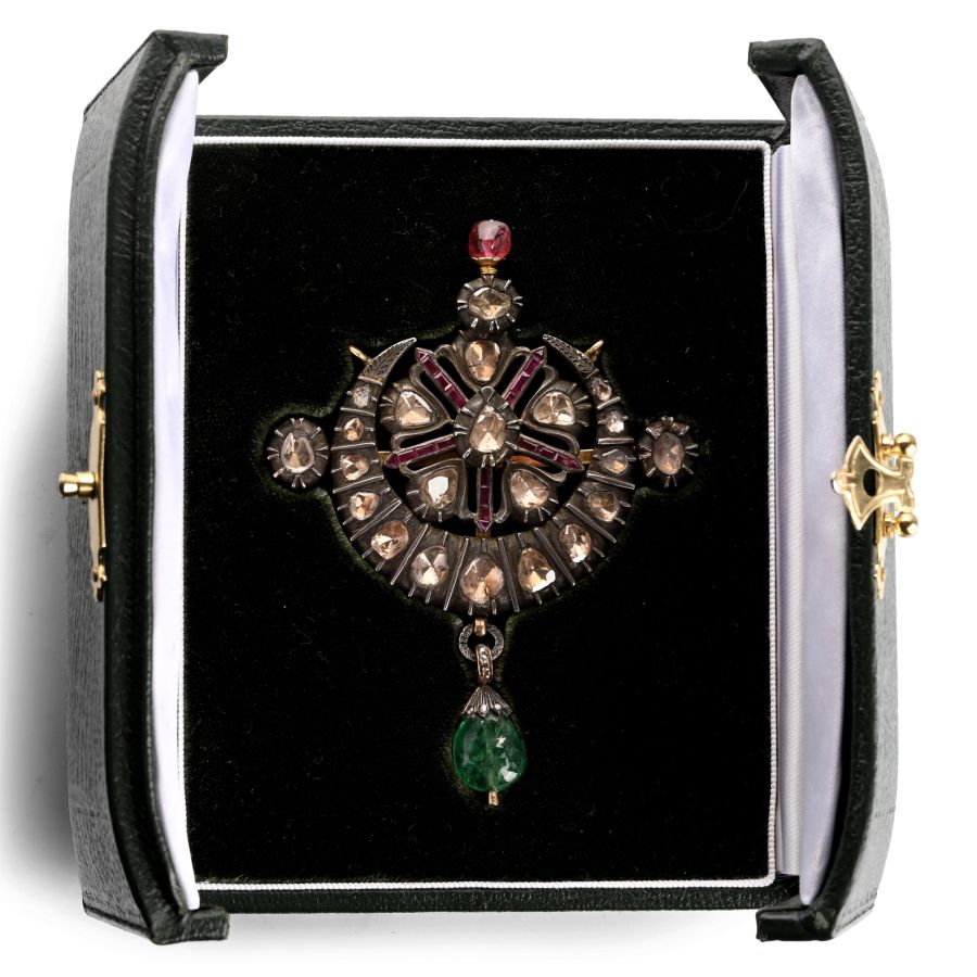 Bejewelled Naya Chand - Niyam Composite Pendant with Diamonds in Pachikam Setting