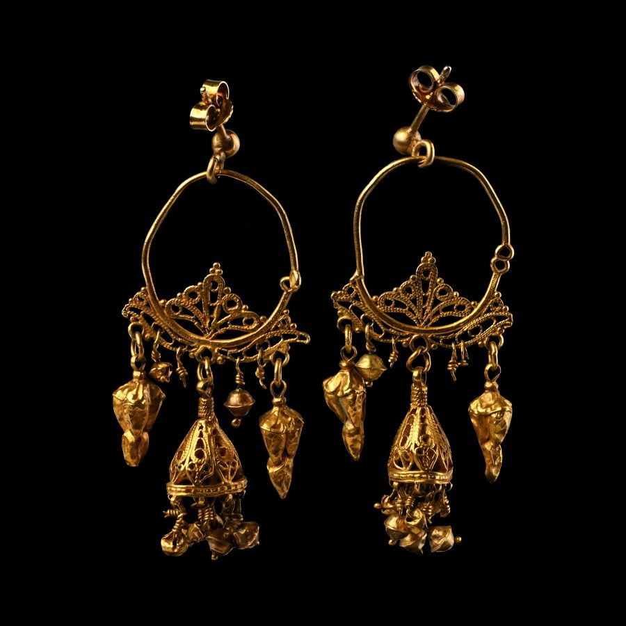 Sicilian Gold Earrings with Droplets