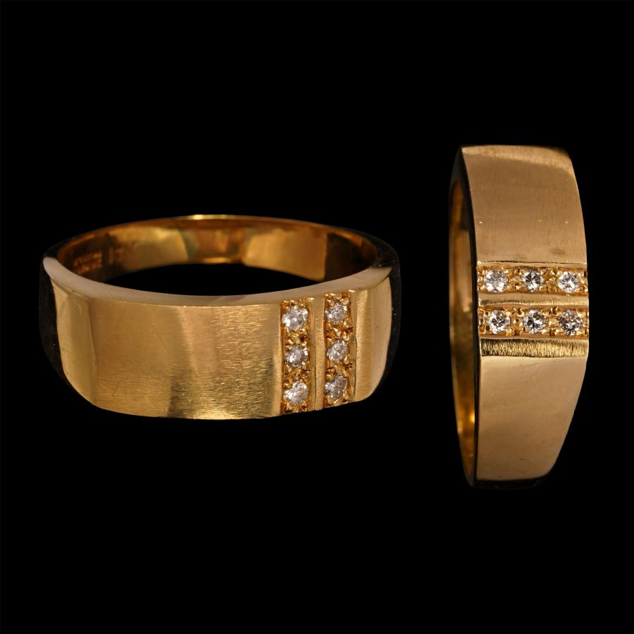Gold and Diamond Ring