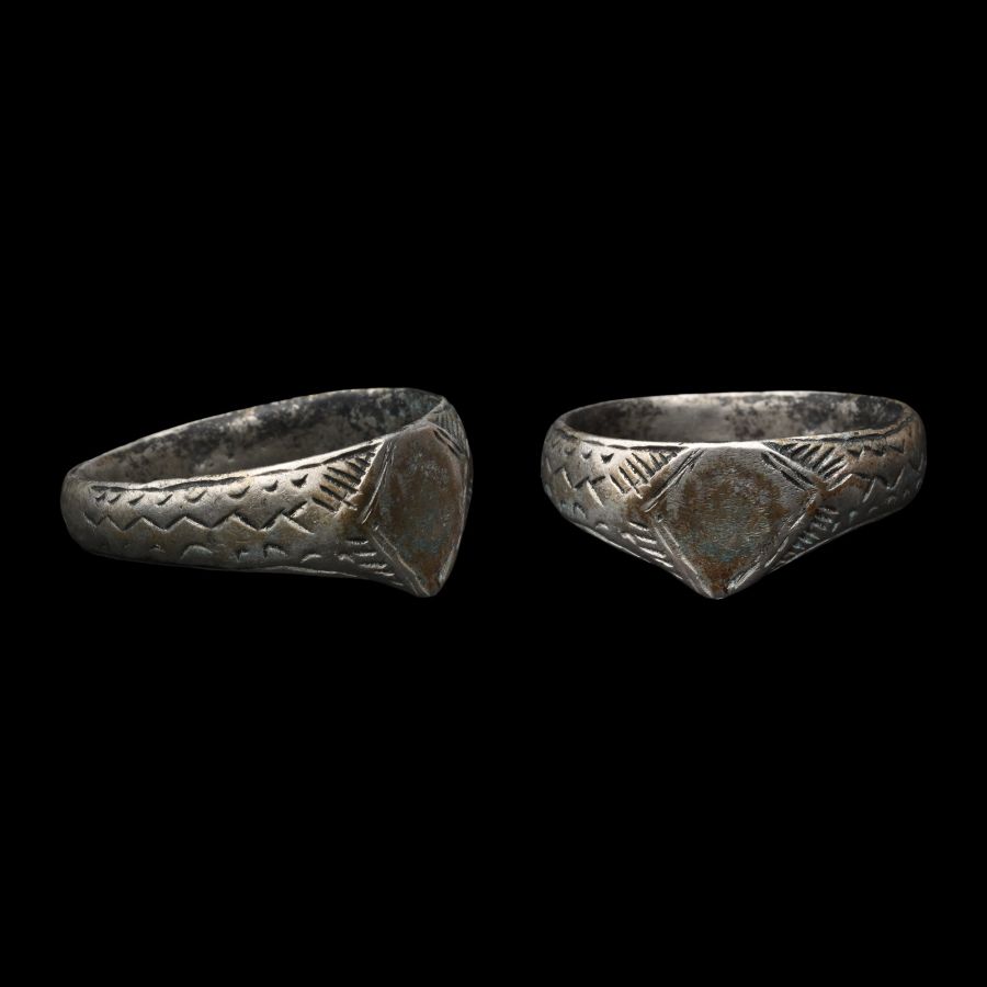 Post Medieval Silver Archer's Ring