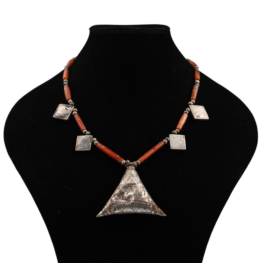 Elamite Carnelian Necklace with Large Silver Triangular Pendant