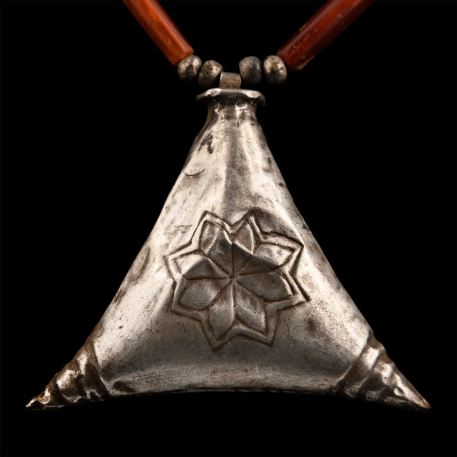 Elamite Carnelian Necklace with Large Silver Triangular Pendant