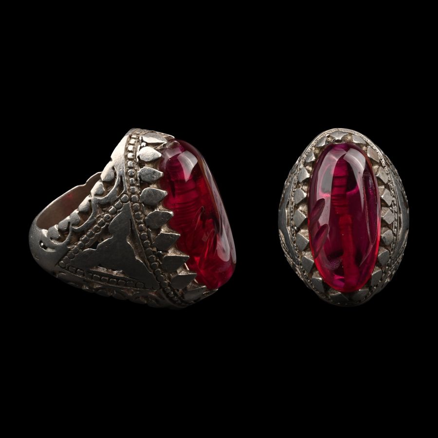 Silver-Coloured Metal Ring with Bead Gem