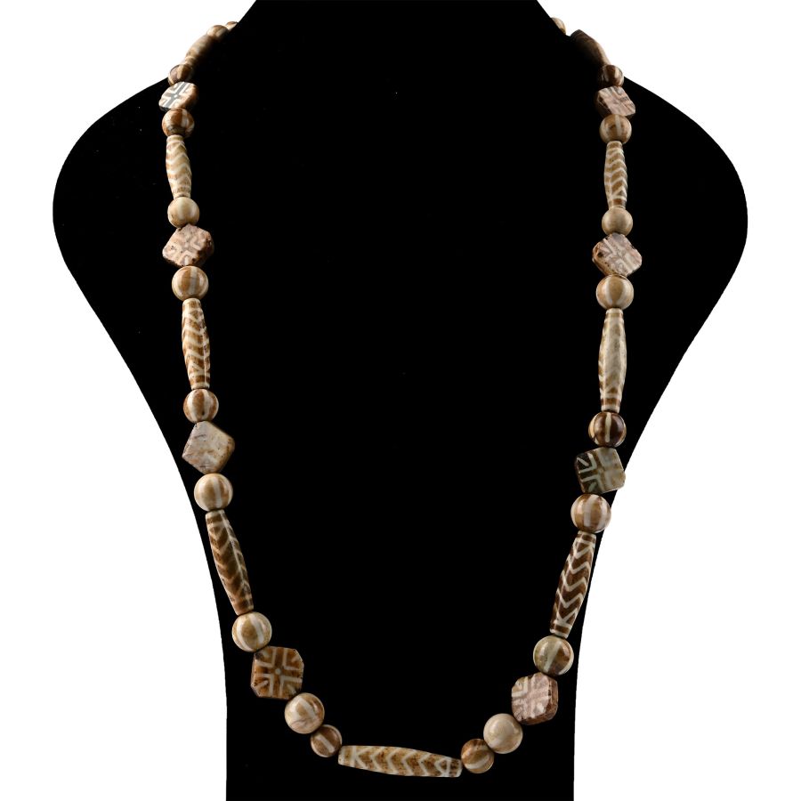 Hymalayan Hill Tribe 'Pumtek' Bead Necklace