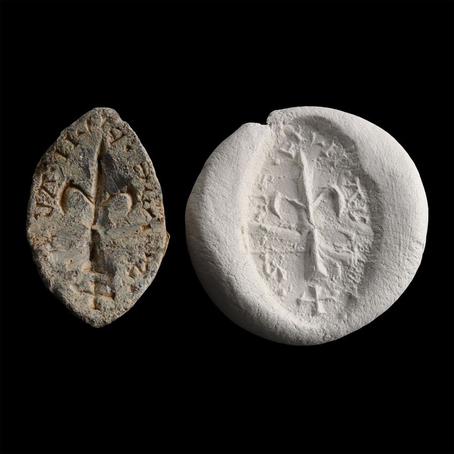 Medieval Lead Vesica-Shaped Seal Matrix with Fleur-de-Lys