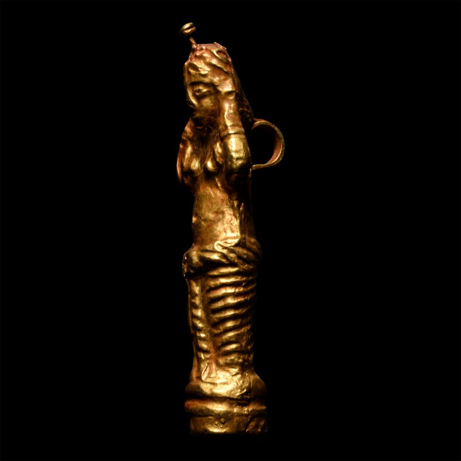 Byzantine Gold Standing Female Pendant