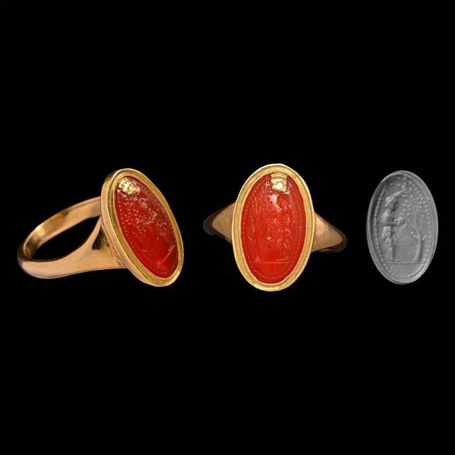 Italic Carnelian Gemstone Depicting the Goddess Athena Before a Tree in Gold Ring