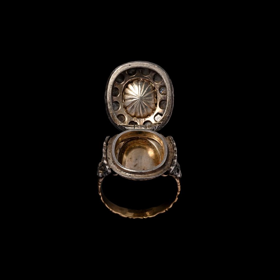 Diamond Locket Ring Set with Emerald Intaglio of Eros, the Greek God of Love, Playing Aulos