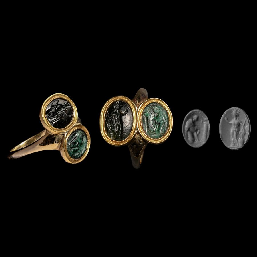 Roman Chrome Chalcedony Intaglios in Double Bezel Gold Ring