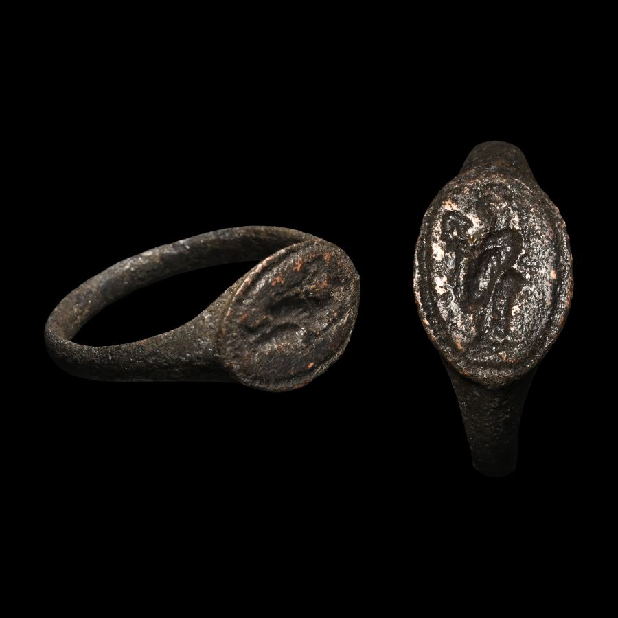 Graeco-Parthian Bronze Ring with Courtesan Holding a Flower