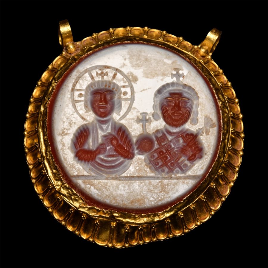 Large Byzantine Style Agate Gemstone in Gold Pendant