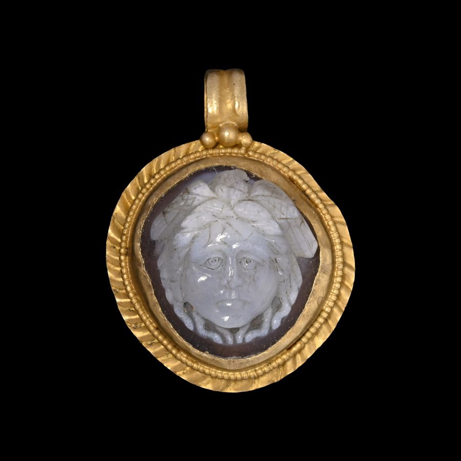 Roman Gold Pendant with Medusa Cameo
