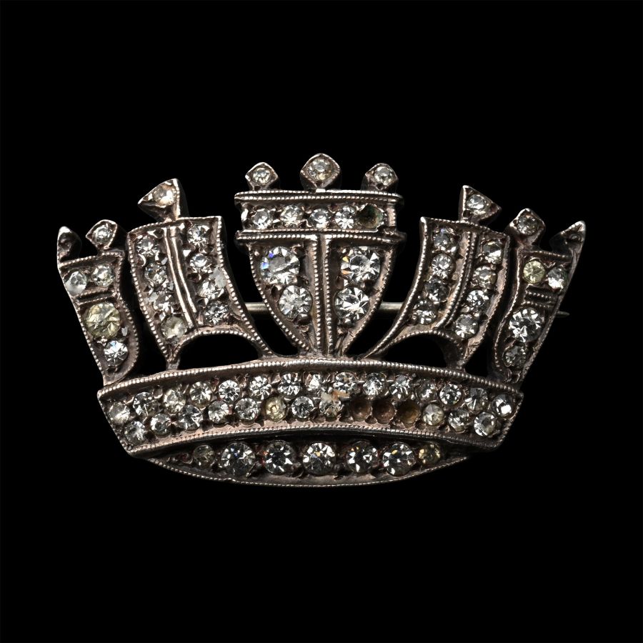 Royal Navy Officer’s Silver Battle of Trafalgar Roll Emblem