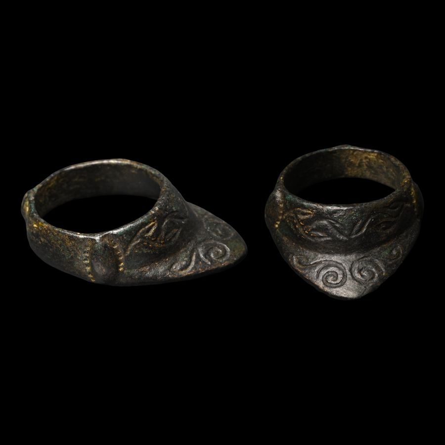 Byzantine Bronze Decorated Archer's Thumb Ring