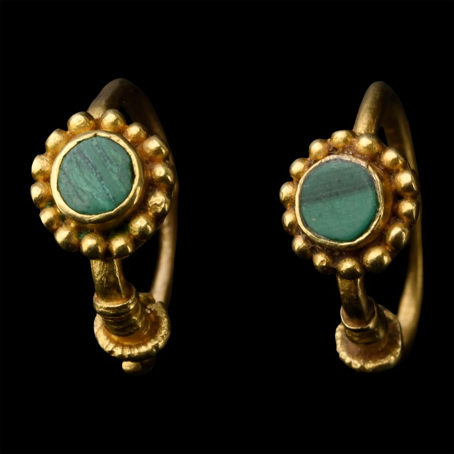 Roman Gold Earring Pair