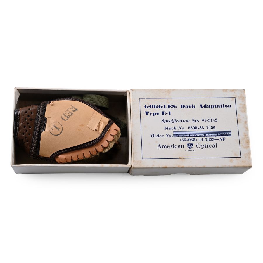 US Air Force WWII Aircraft Goggles Dark Adaption Set in Original Box