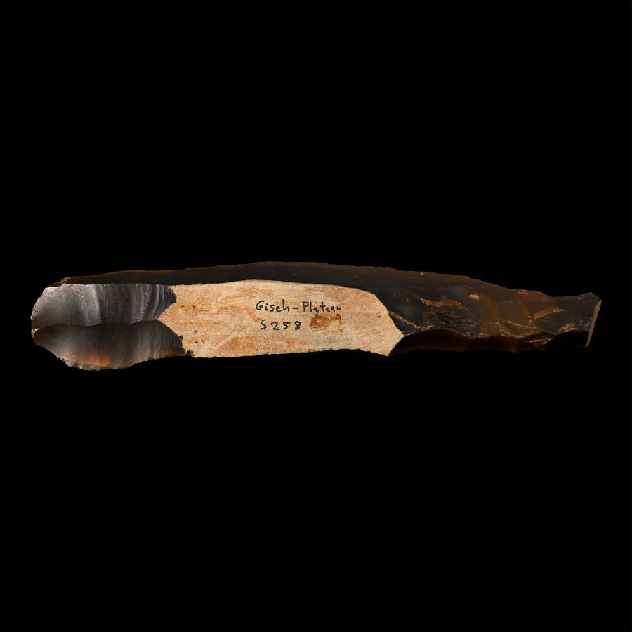 Exceptionally Long Egyptian Stone Age Knapped Flint Blade