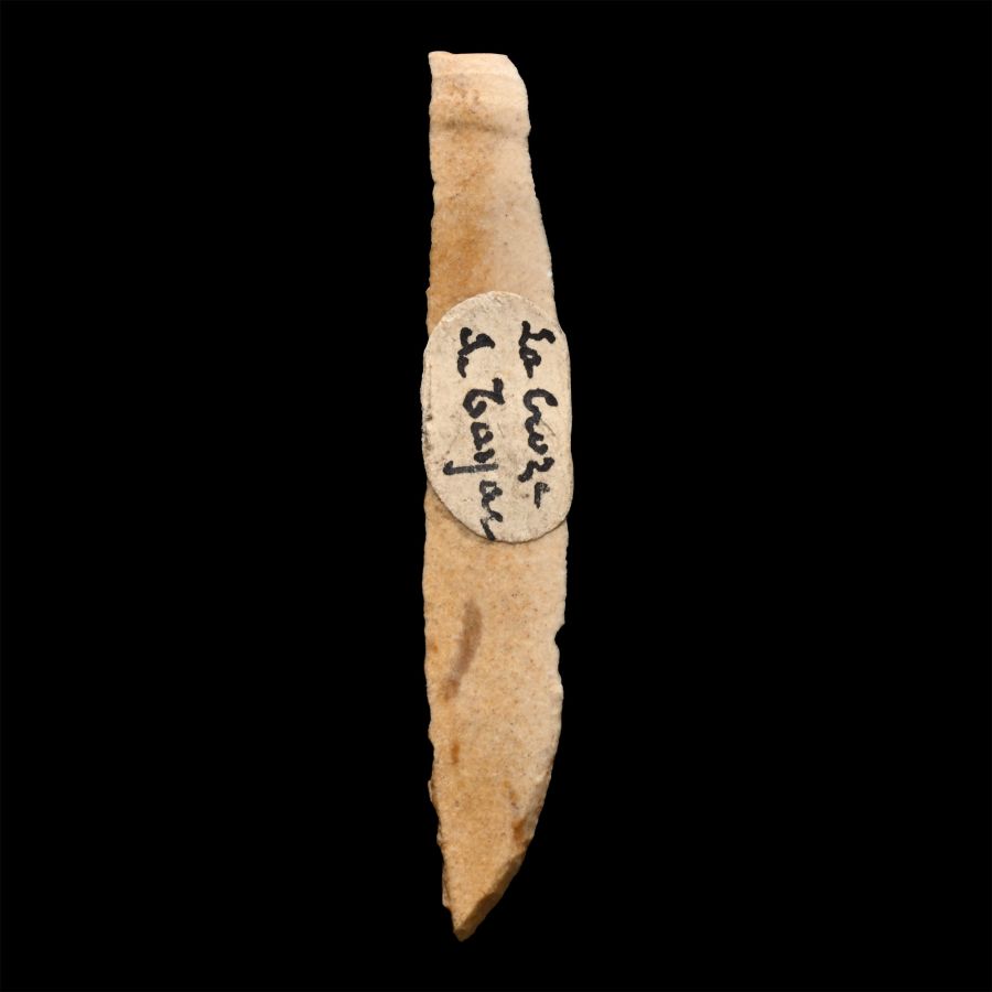 French Stone Age Knapped Flint Point