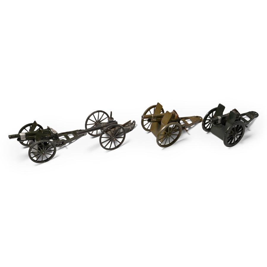 WWI Cast Metal Gun Die Cast Toy Group