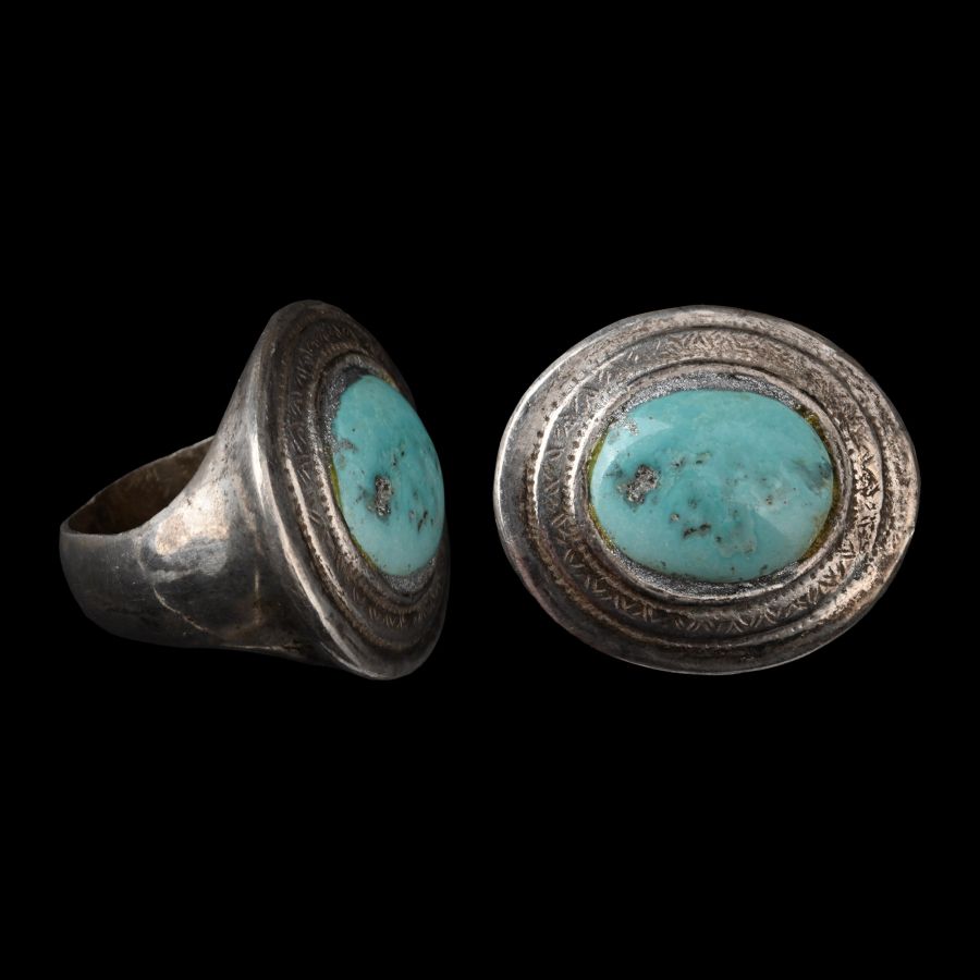Eastern Roman Silver Ring with Cabochon