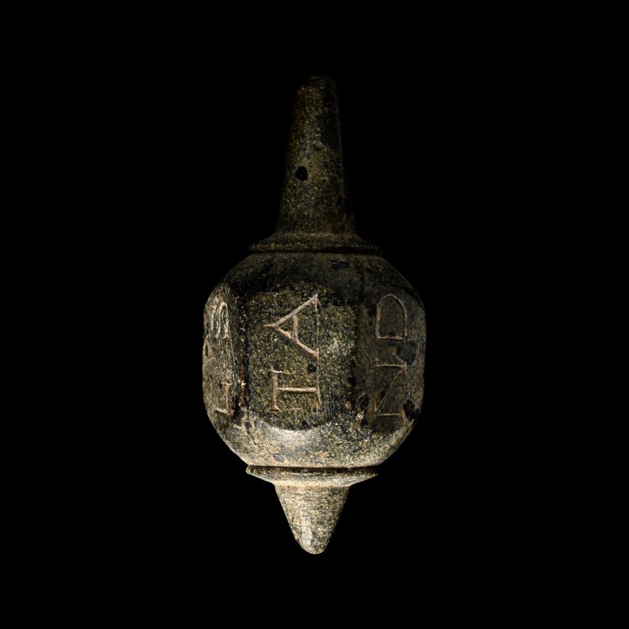 Roman Carved Stone Totum Spinning Gaming Die