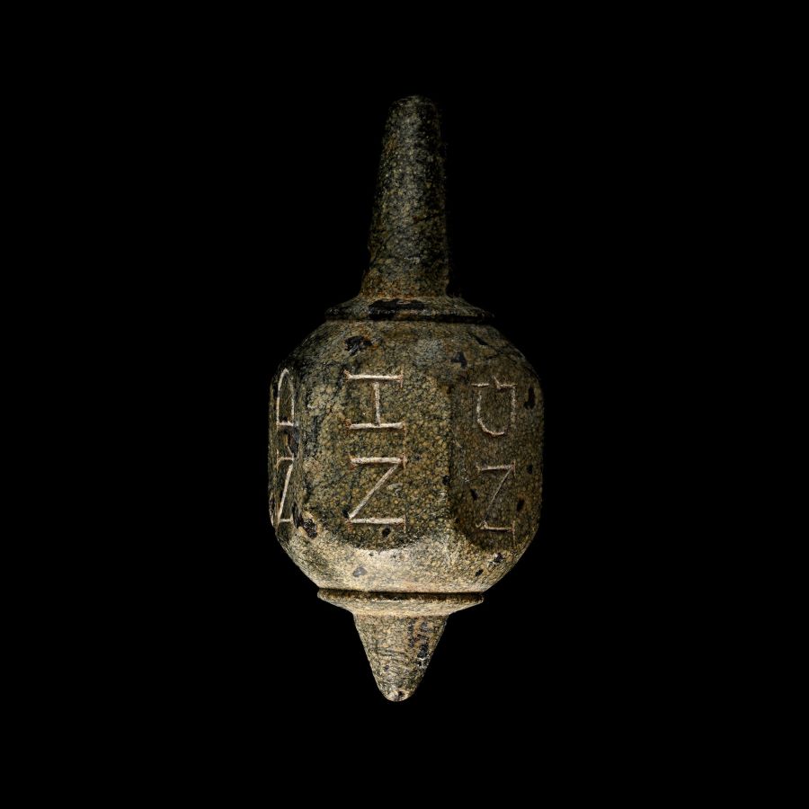Roman Carved Stone Totum Spinning Gaming Die