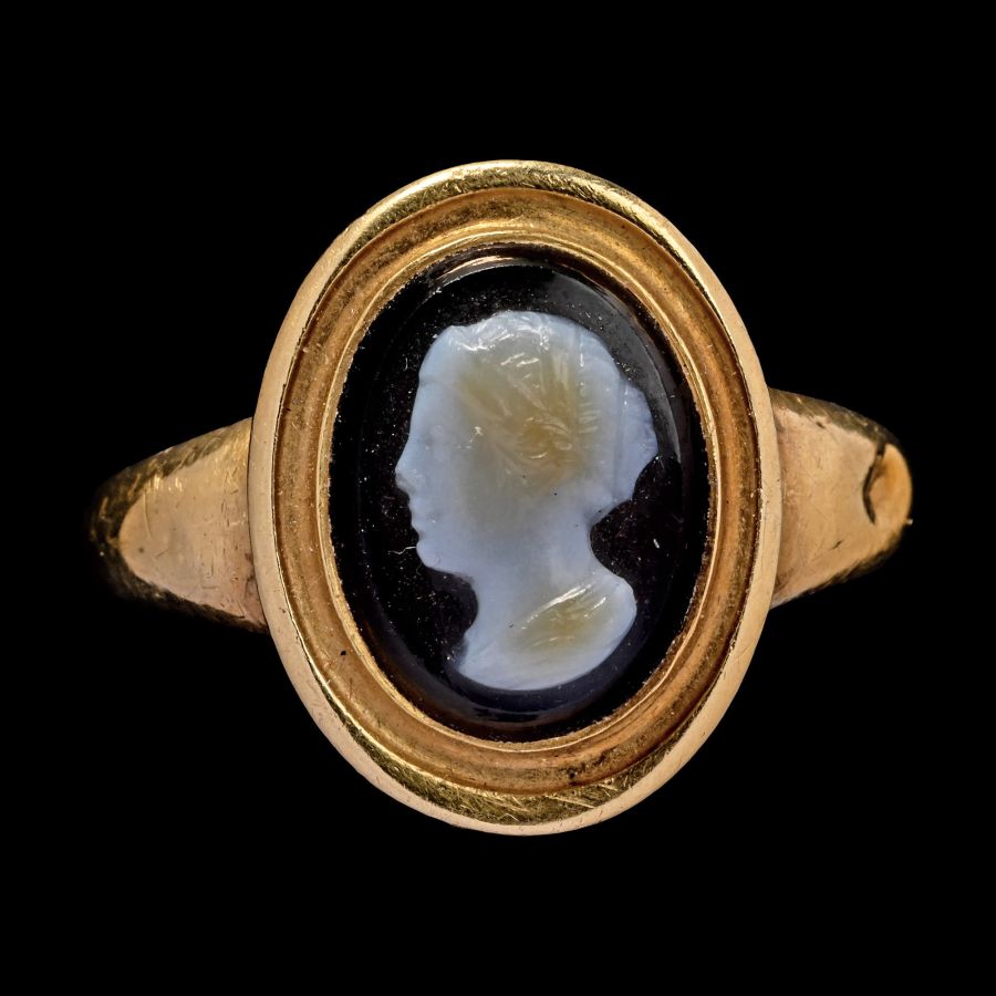 Post Medieval Banded Agate Cameo of a Woman in Gold Ring