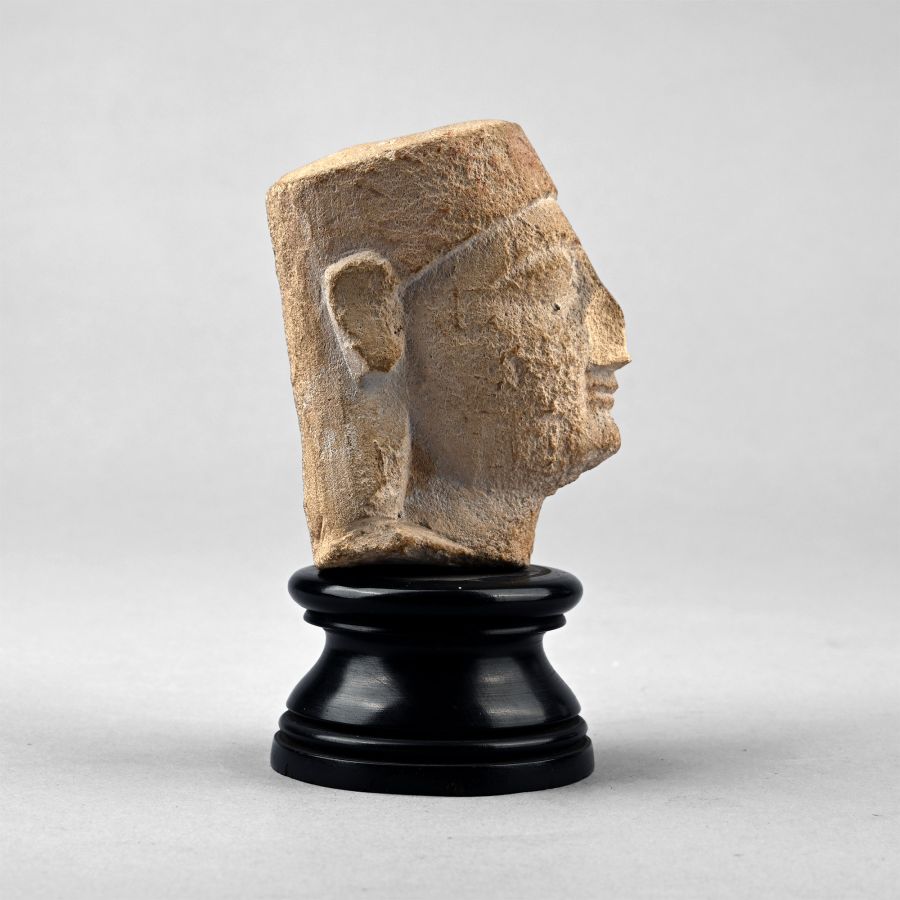 'The Metropolitan Museum of Art' Cypriot Limestone Votive Head of a Man