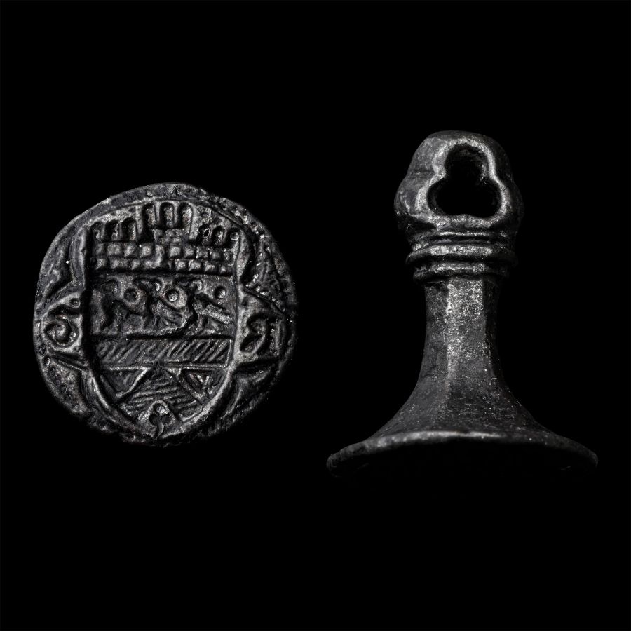 Large Medieval Knight's Heraldic Seal Matrix
