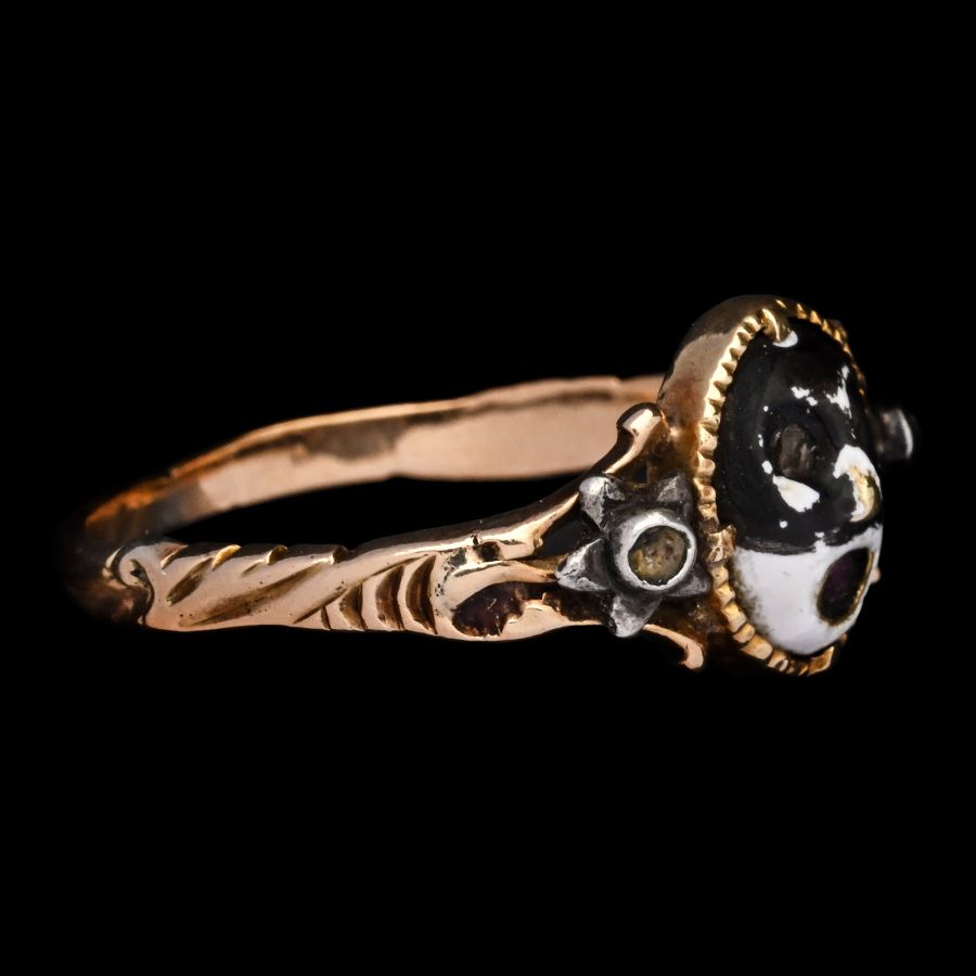 Gem-Set Masquerade Gold Ring with Love Inscription