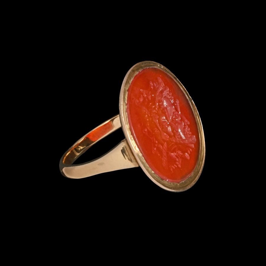 Post Medieval Gold Ring with Carnelian Gemstone with Fourteen Faces