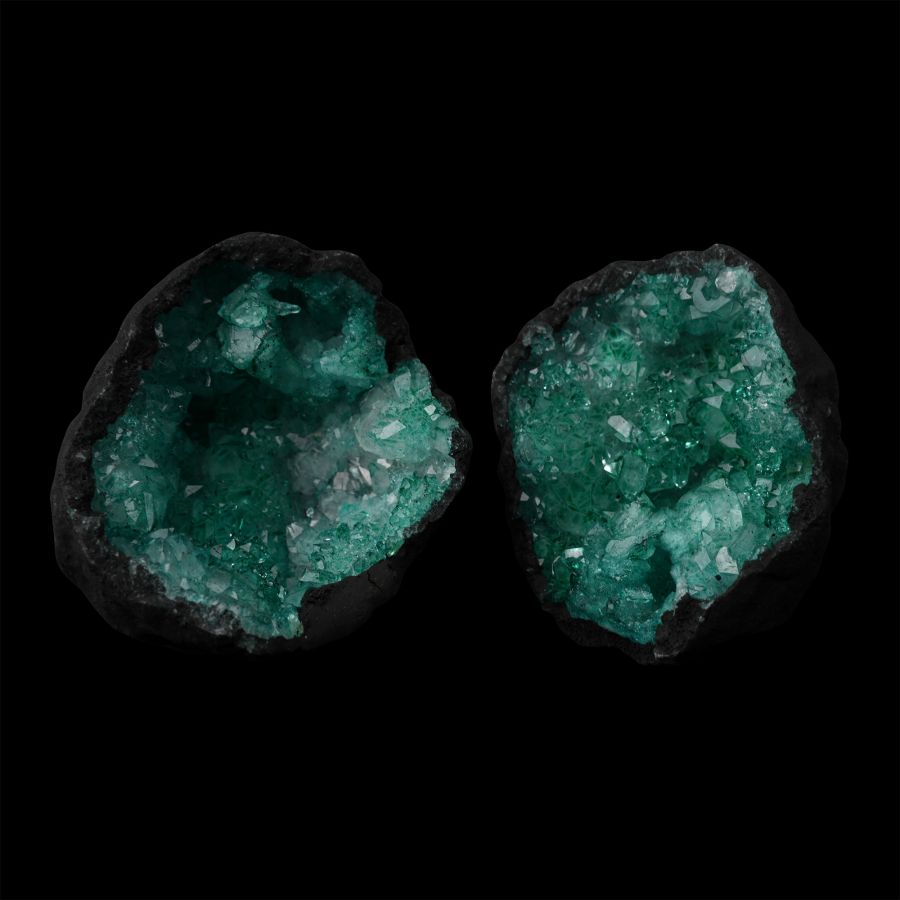 Coloured Quartz Composite Nodule
