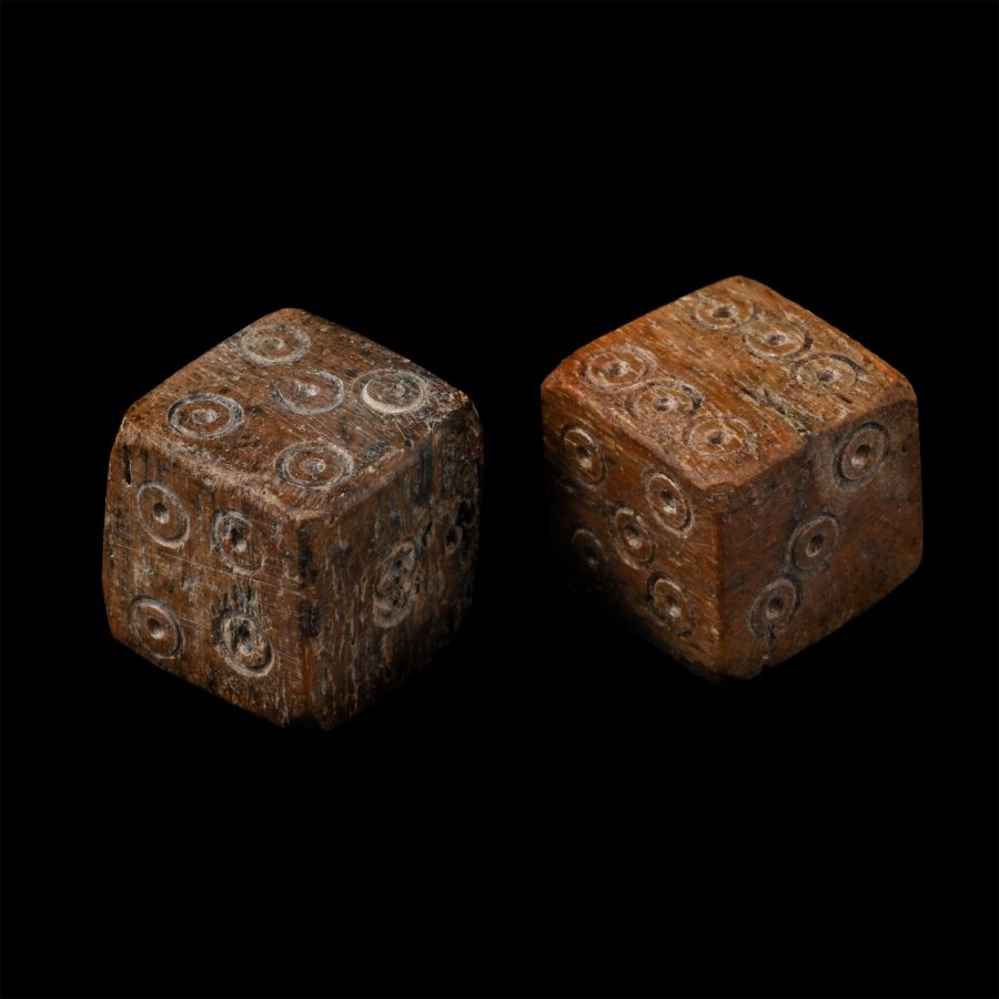 Roman Bone Gaming Dice Pair