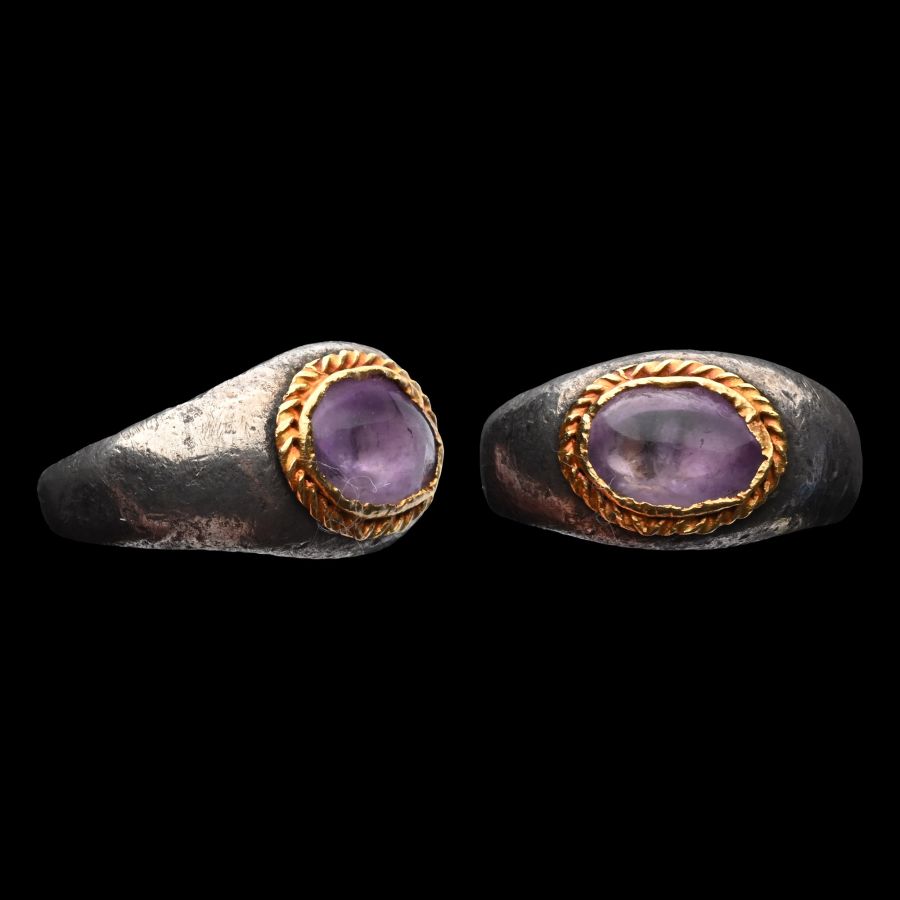 Late Roman Silver Ring with Amethyst Cabochon