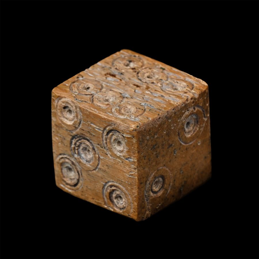 Large Roman Bone Gaming Dice