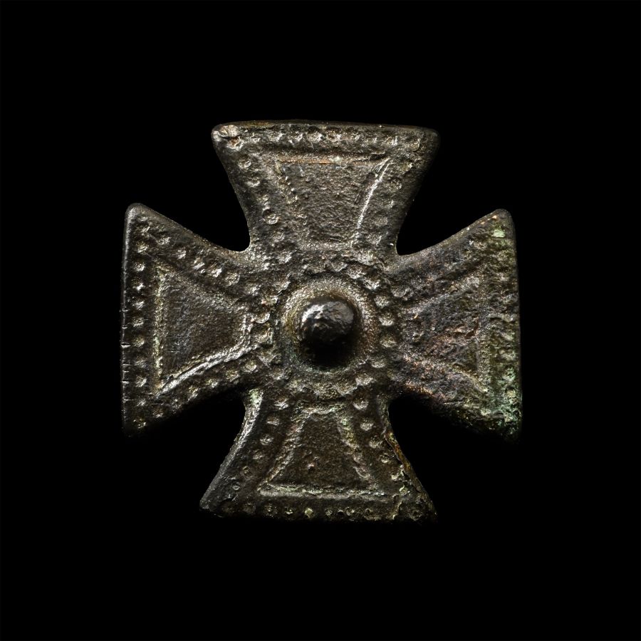 Medieval Bronze Knight's Expanding Cross Mount