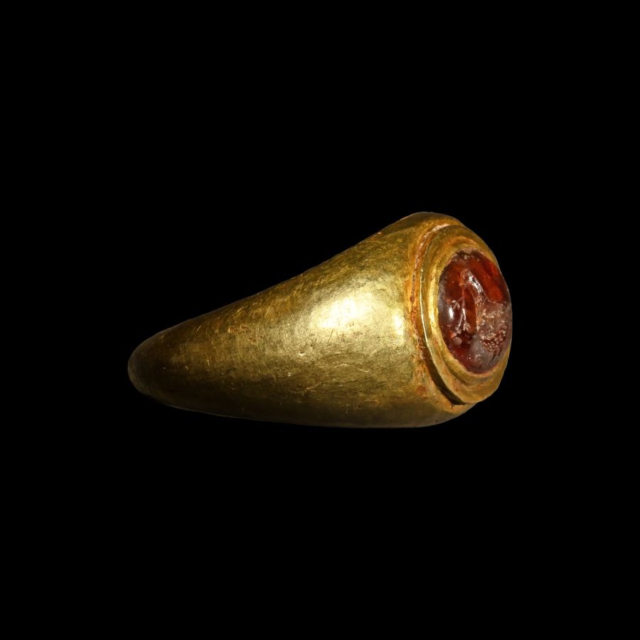 Early Byzantine Gold and Garnet Gemstone Ring with Bird
