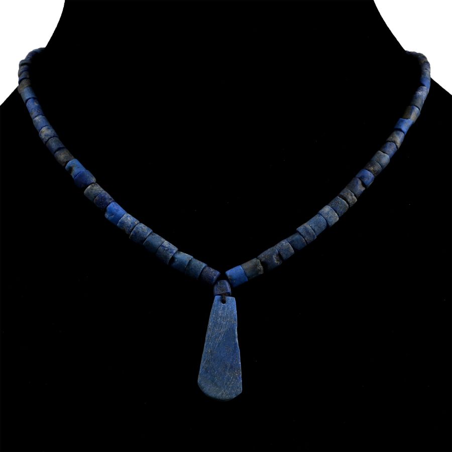 Lapis Lazuli Bead Necklace String with Paddle-Shaped Pendant