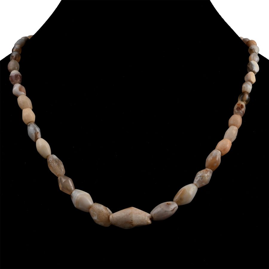Western Asiatic Agate Bead Necklace