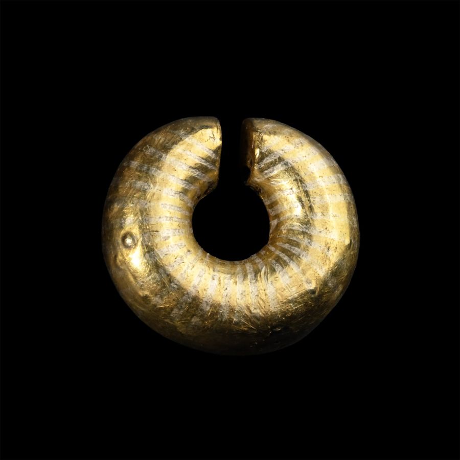 Late Bronze Age Banded Gold Ring Money