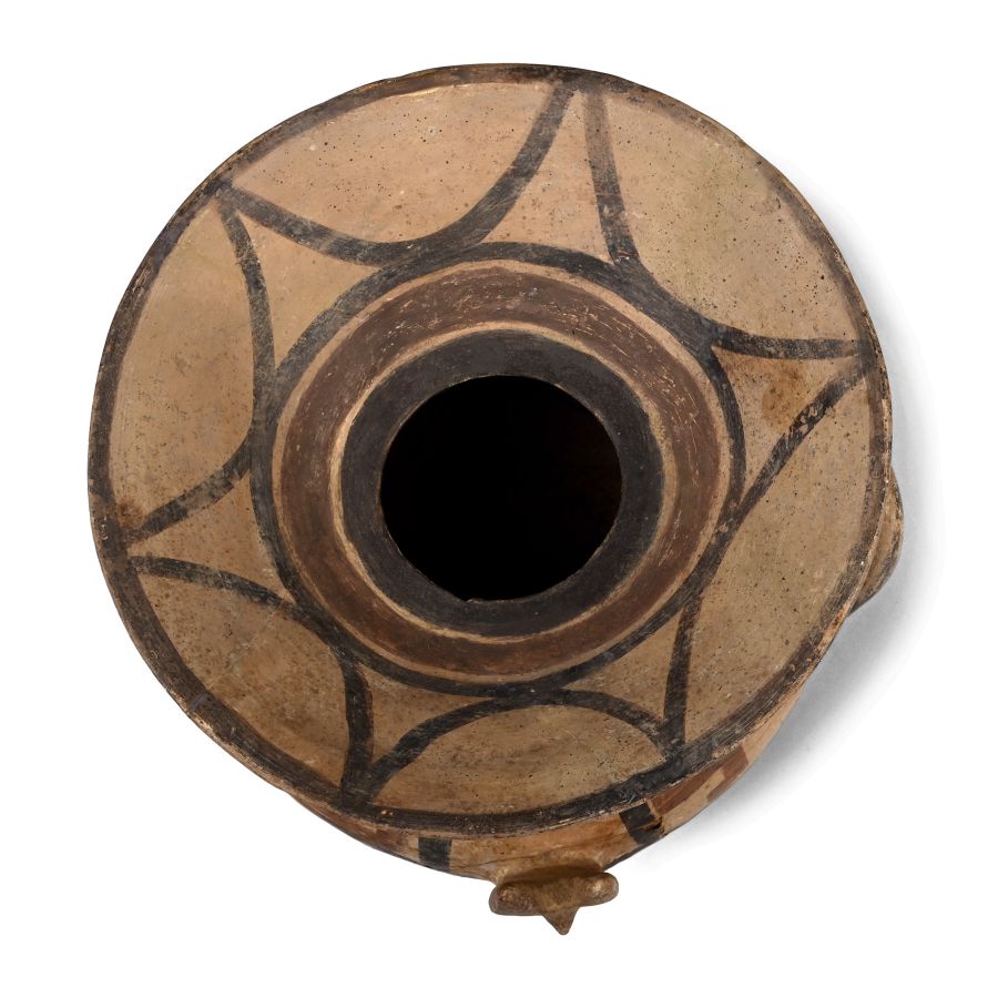 Large Daunian Olla with Flaring Mouth