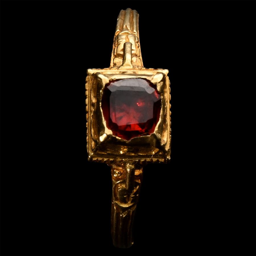 Renaissance Gold Ring with a Table-Cut Garnet