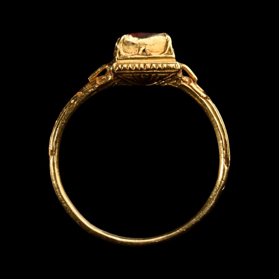 Renaissance Gold Ring with a Table-Cut Garnet
